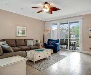 Photo 2 - 1270 Harbour Town Club at The Sea Pines Resort