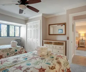 Photo 3 - 1270 Harbour Town Club at The Sea Pines Resort