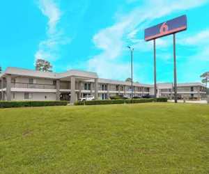 Photo 2 - Motel 6 Texarkana, TX