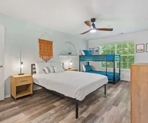 Photo 2 - Spring Creek Escape - Balcony w/ Views