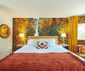Photo 5 - The Kenton Hotel