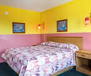 Photo 4 - OYO Hotel Opp Al, Floral Hwy