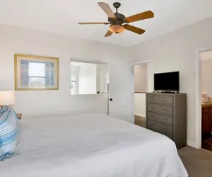 Photo 3 - Portside Villas #4