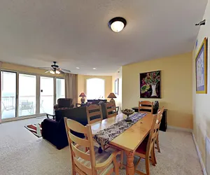 Photo 5 - Beach Colony Resort East by Southern Vacation Rentals