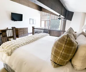 Photo 3 - Sultan Studio Loft Hotel Room by RedAwning