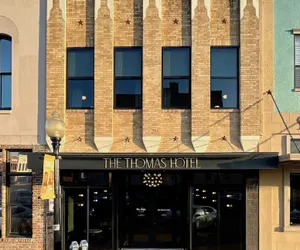 Photo 2 - The Thomas Hotel