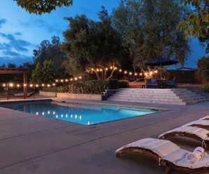 Photo 3 - Wilson Creek Manor By Avantstay Sleeps 10! Amazing Estate w/ Pool & Game Room