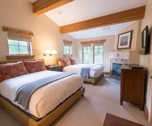 Photo 3 - Two Bedroom Suite 2 Apartment Hotel by RedAwning