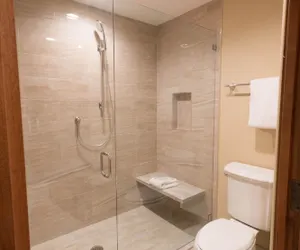 Photo 5 - Two Bedroom Suite 2 Apartment Hotel by RedAwning