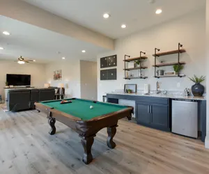 Photo 5 - Journey's Remedy Lite - Lake View - Closest to Indoor Pool - Sleeps 22