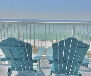 Photo 2 - Sea Esta 3 Bedroom Condo by RedAwning