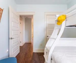 Photo 3 - Perry by Avantstay Walk to Miramar Beach! w/ Pool & Guest House!