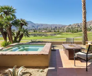 Photo 4 - Moonshine by Avantstay Modern & Stylish Estate w/ Bar, Fire Pit & Hot Tub 5 bd