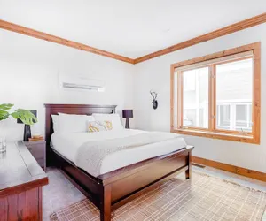 Photo 4 - Murdock by Avantstay Cozy Townhouse w/ Hot Tub Walk To Park City Mountain!