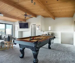 Photo 3 - Vino Blanco by Avantstay Private Wine Country Home w/ Mtn Views & Deck