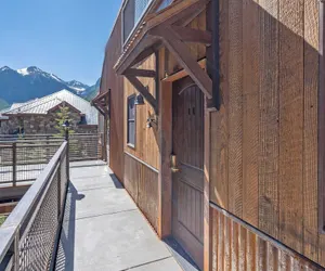 Photo 3 - Ghostriders 11 by Avantstay Top Floor Condo w/ Large Patio & Mountain Views!
