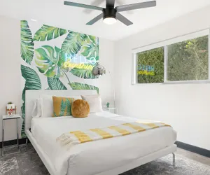 Photo 5 - The Llama House by Avantstay Featured on Hgtv, Resort Style, Pool & Spa! Permit#4277