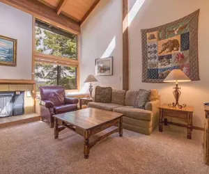 Photo 2 - Hawk's Eye by Avantstay Cozy Condo w/ Views & Access to Northstar Resort Community