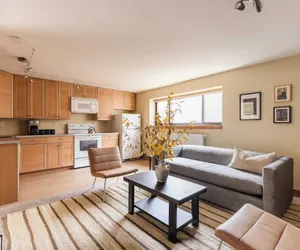 Photo 5 - Paddington by Avantstay Cozy & Chic Ski Lodge Mins From Mountain