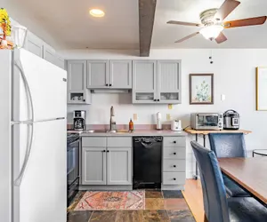 Photo 2 - Columbia Place 5 by Avantstay Ski-in/ski-out Unit in Great Location!