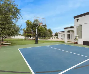 Photo 4 - Sleeps 19, 7bdr Estate! Sports Court, Putting Green, Pool Farrier by Avantstay