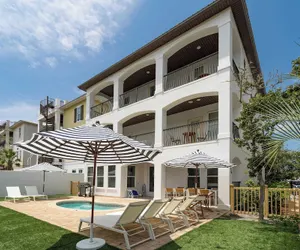 Photo 2 - Vitamin Sea by Avantstayminutes From the Beach!