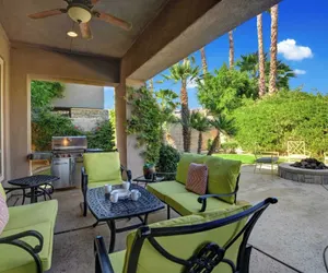 Photo 2 - Songbird by Avantstay Pool, Spa & Firepit + Tons of Outdoor Seating