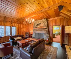 Photo 2 - Lake Creek Lodge