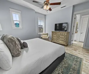 Photo 5 - Absolutely Paradise Ii 3 Bedroom Townhouse by RedAwning