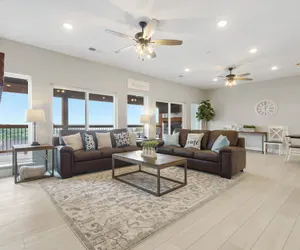 Photo 2 - Hilltop Haven at Table Rock - Lake Views & Nearby Bransons Best Attractions