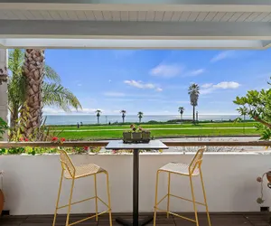 Photo 2 - Shoreline Park House