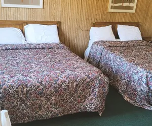 Photo 4 - Blue Way Inn And Suites Winfield