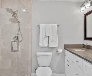 Photo 3 - The Perfect Get Away - Walk to Wilton Drive