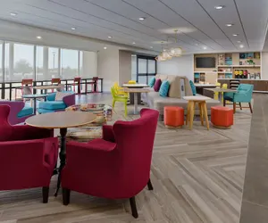 Photo 4 - Home2 Suites by Hilton Scottsdale North