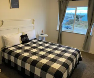 Photo 2 - Newport Bay Motel