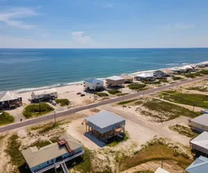 Photo 2 - Southern Ties - 2338 Bienville 4 Bedroom Home by RedAwning