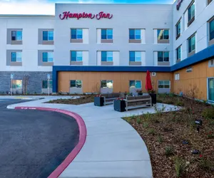 Photo 2 - Hampton Inn Selma, Ca