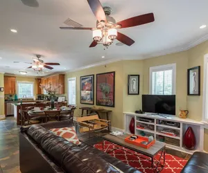 Photo 3 - Ecco Domani by Avantstay Gorgeous Home w/ Pool, Balcony in Great Location Month Long Stays Only