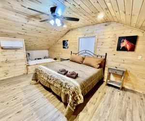 Photo 2 - Double L Ranch 1 Bedroom Farmhouse by RedAwning