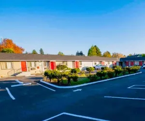 Photo 2 - Oyo Hotel Portland Or Near Airport