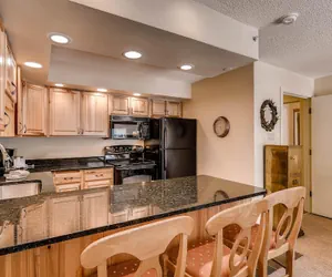 Photo 4 - Westwind 306l 1BD 1BA Condo