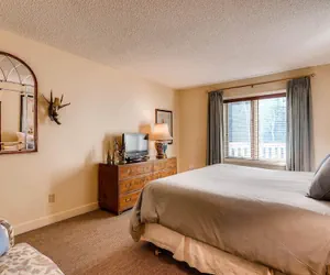 Photo 2 - Westwind 306l 1BD 1BA Condo