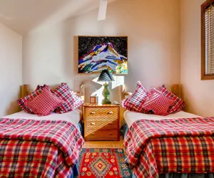 Photo 4 - Westwind 404 3BD 3BA Plat. Condo