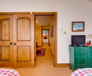 Photo 3 - Westwind 404 3BD 3BA Plat. Condo