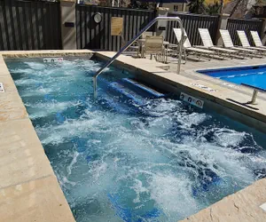 Photo 2 - Westwind 404 3BD 3BA Plat. Condo