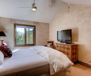 Photo 5 - Westwind 404 3BD 3BA Plat. Condo