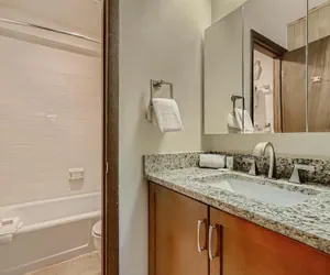 Photo 3 - Westwind 102 2BD 2BA Silver Condo