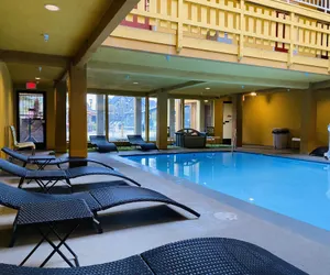 Photo 2 - The Aqua Pacific Hotel