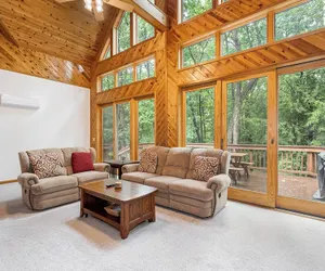 Photo 5 - Wooded Bliss