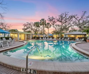 Photo 2 - Moonmist Circle-steps to Heated Pool